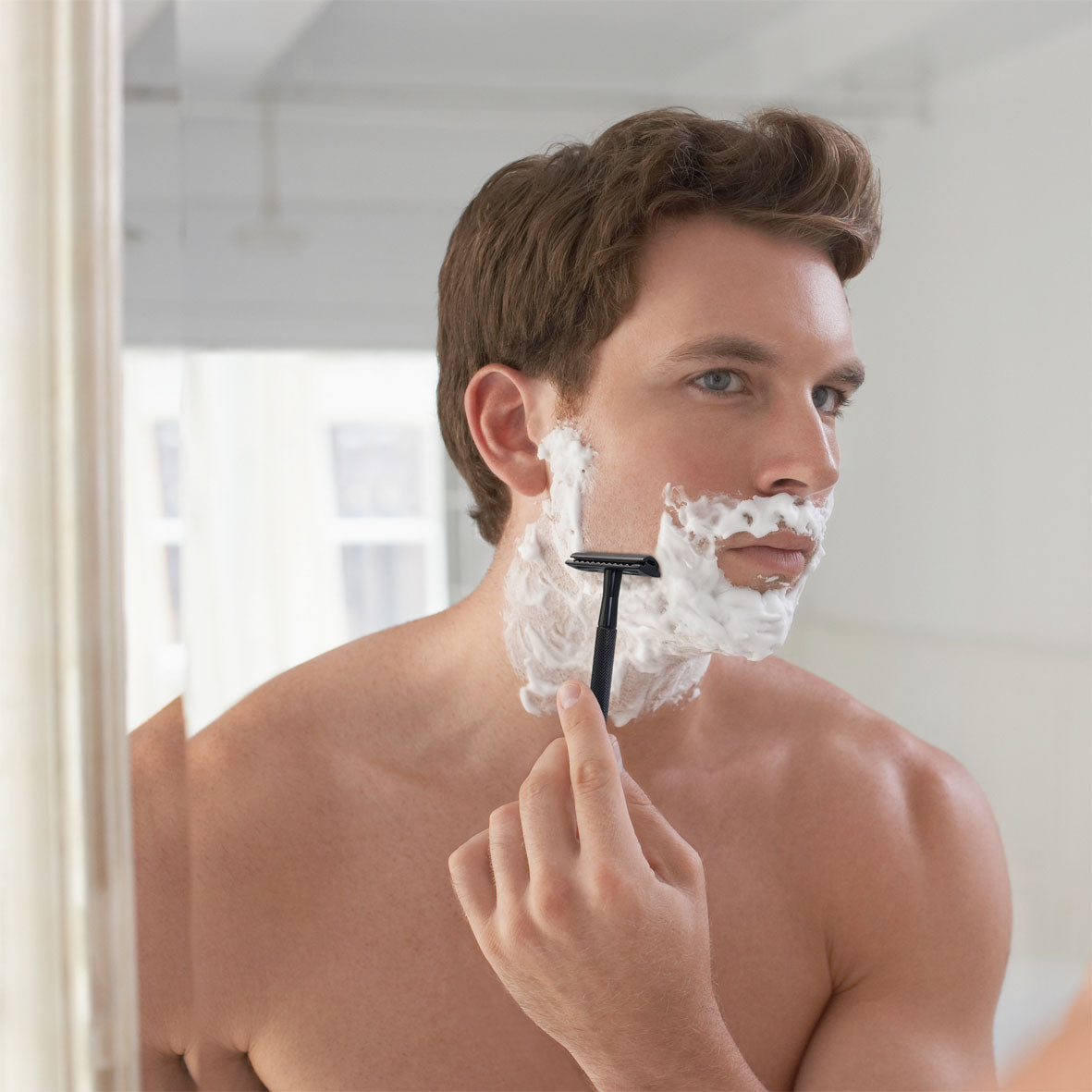 Bambaw Safety Razor Man Shaving