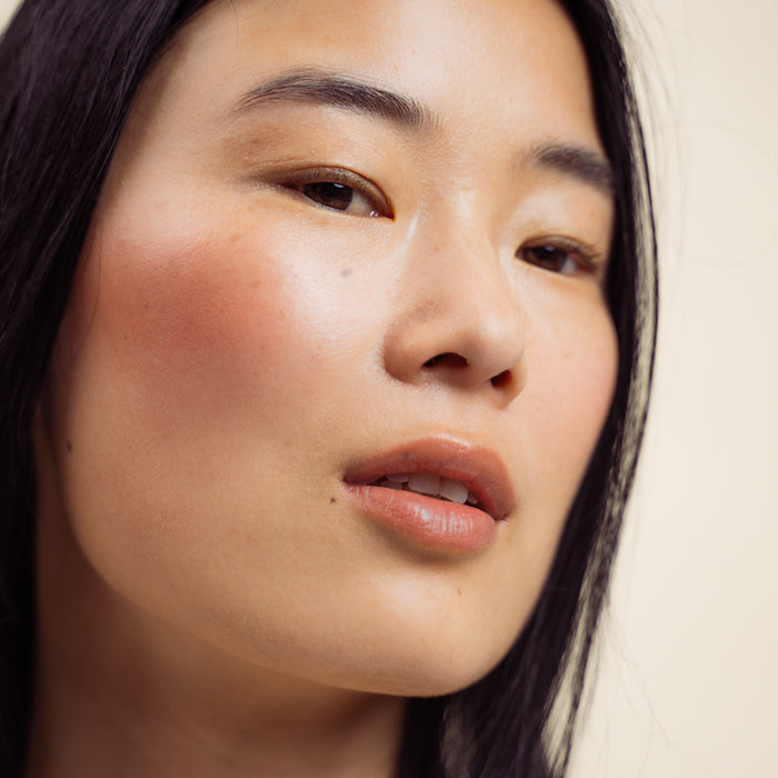 LO Amsterdam getinte lippenbalsem Bobbie - model shot